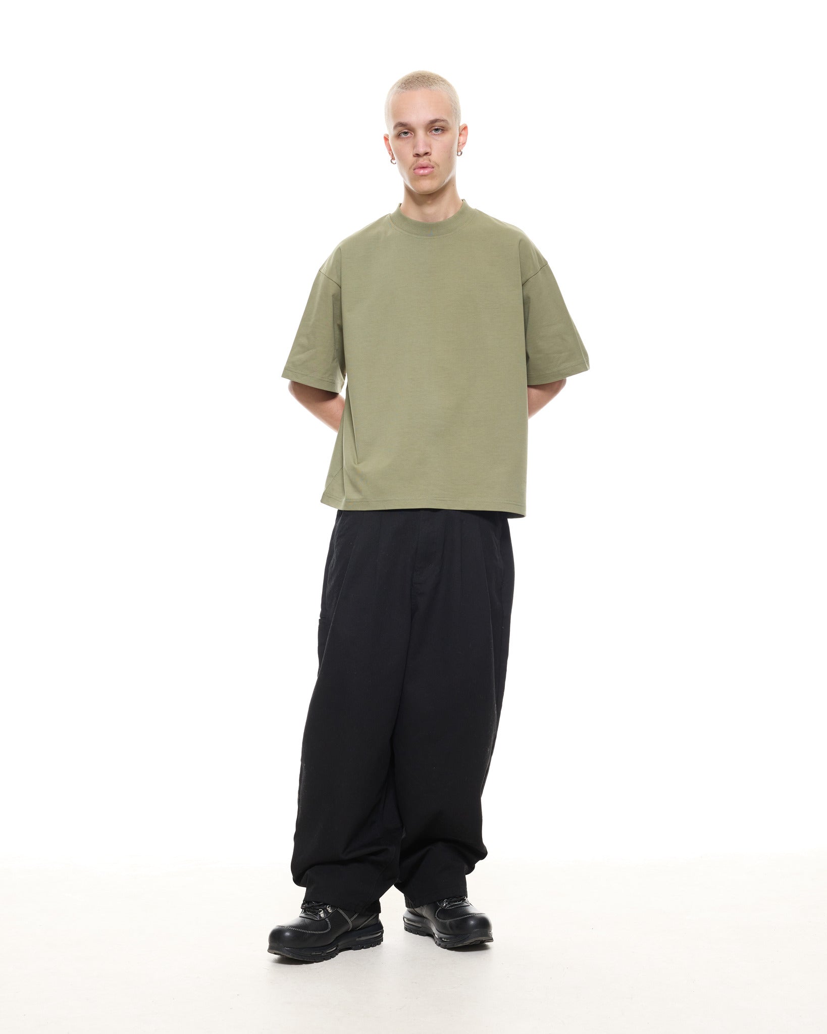 SIGNATURE BLANK T-SHIRT - SAGE - SWEATS EU