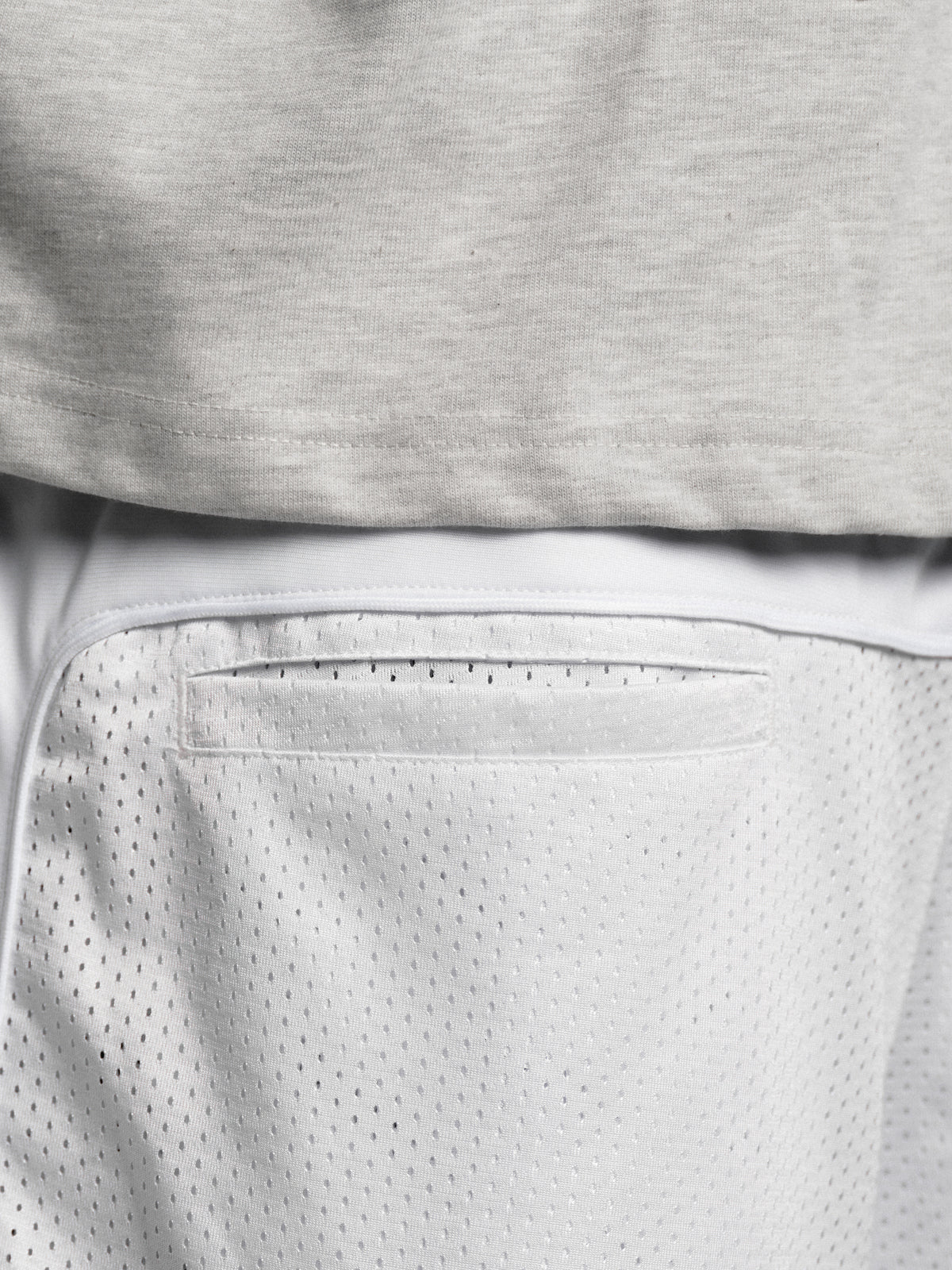 MESH SHORT - WHITE