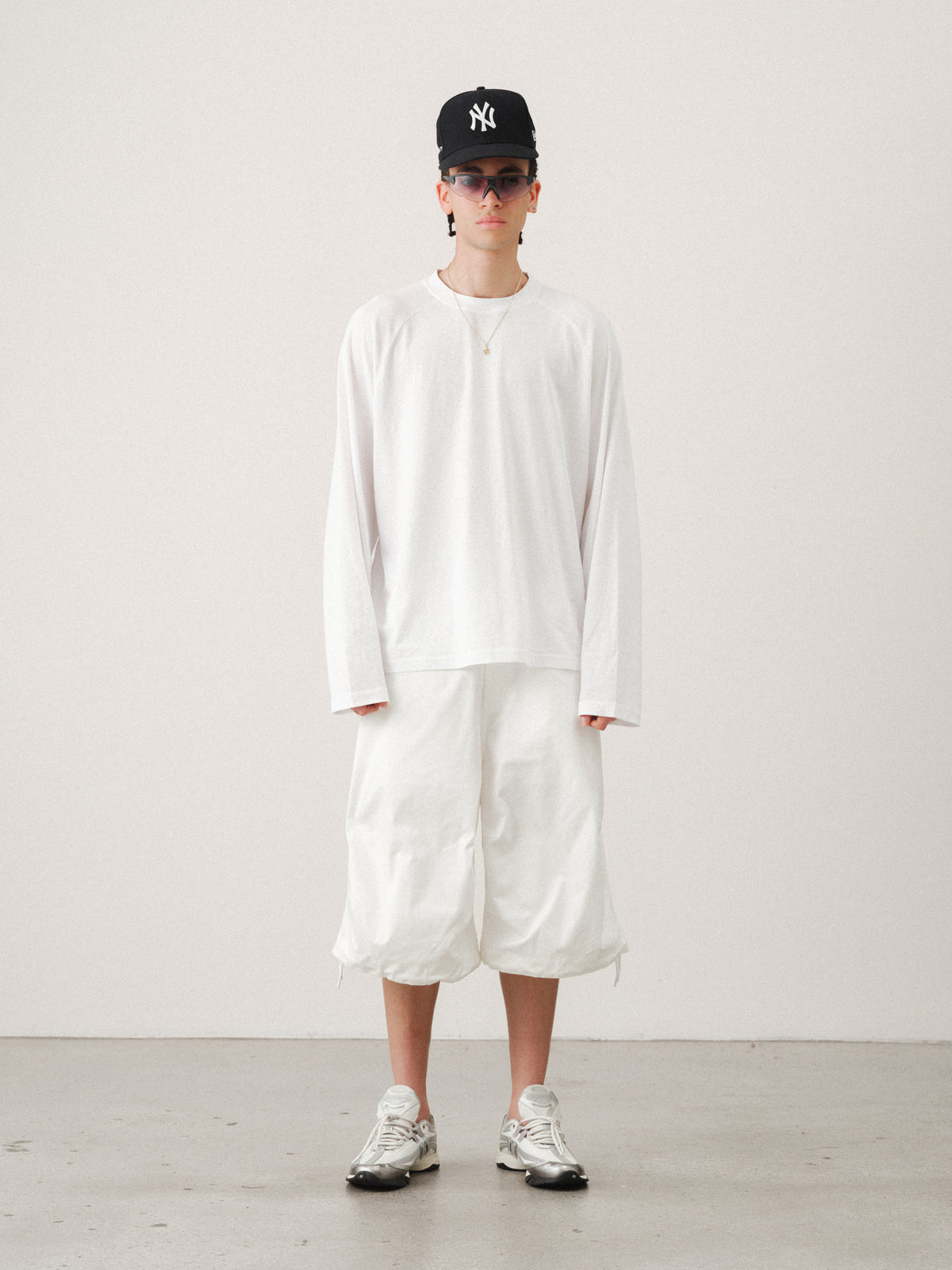 V3 FLIGHT SHORTS - WHITE