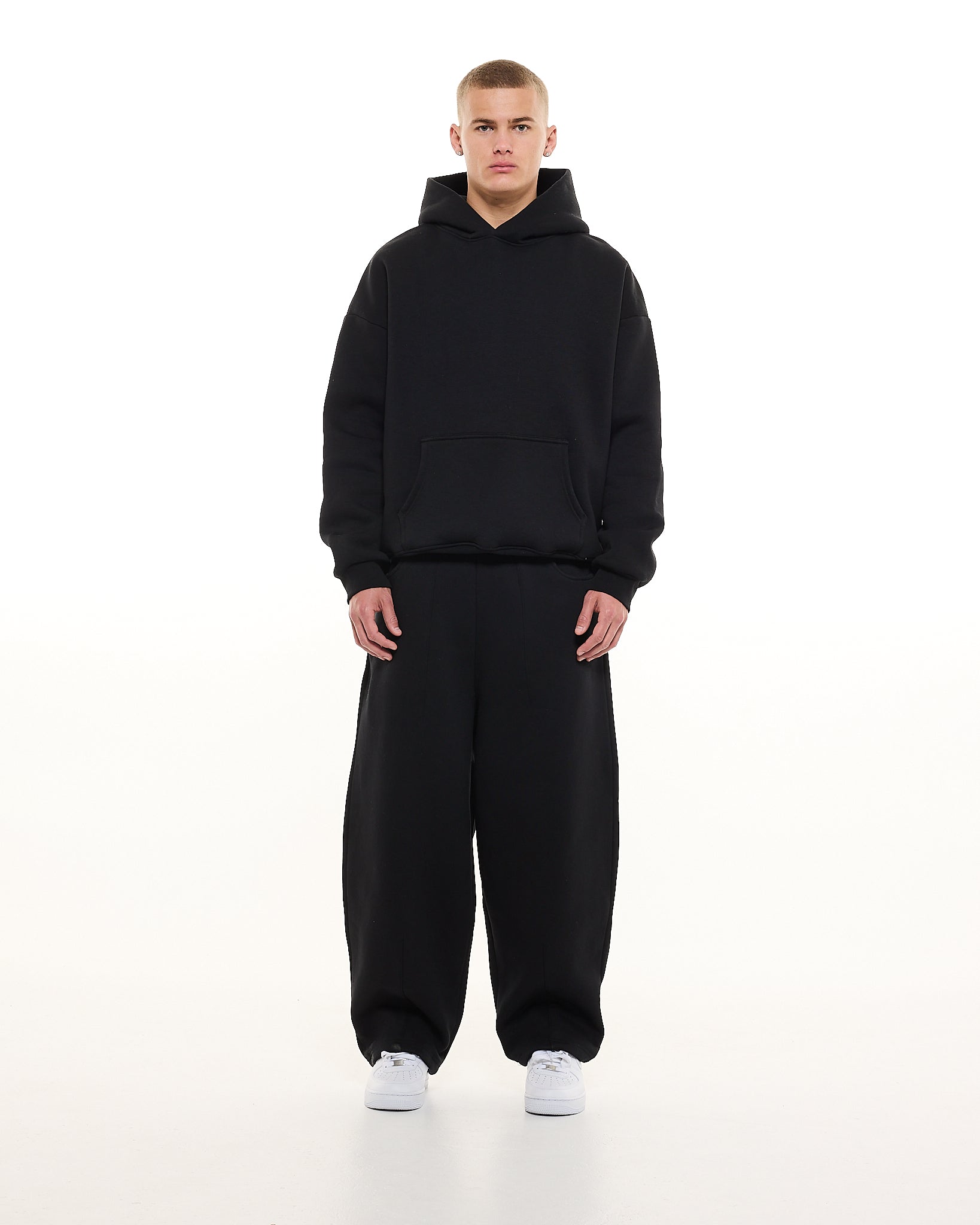 COZY STRAIGHT LEG SWEATS - BLACK