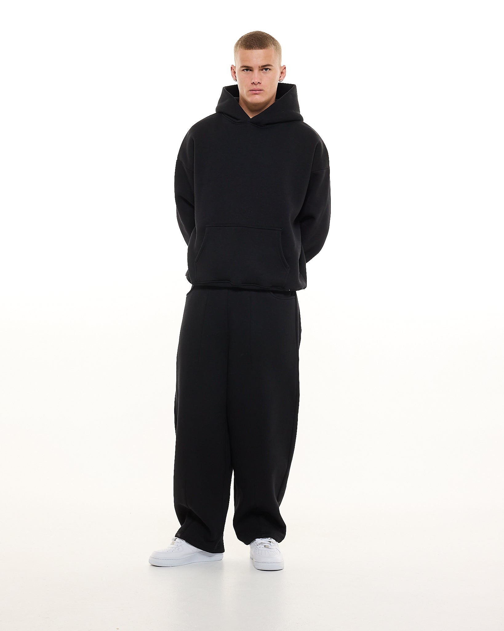 COZY STRAIGHT LEG SWEATS - BLACK