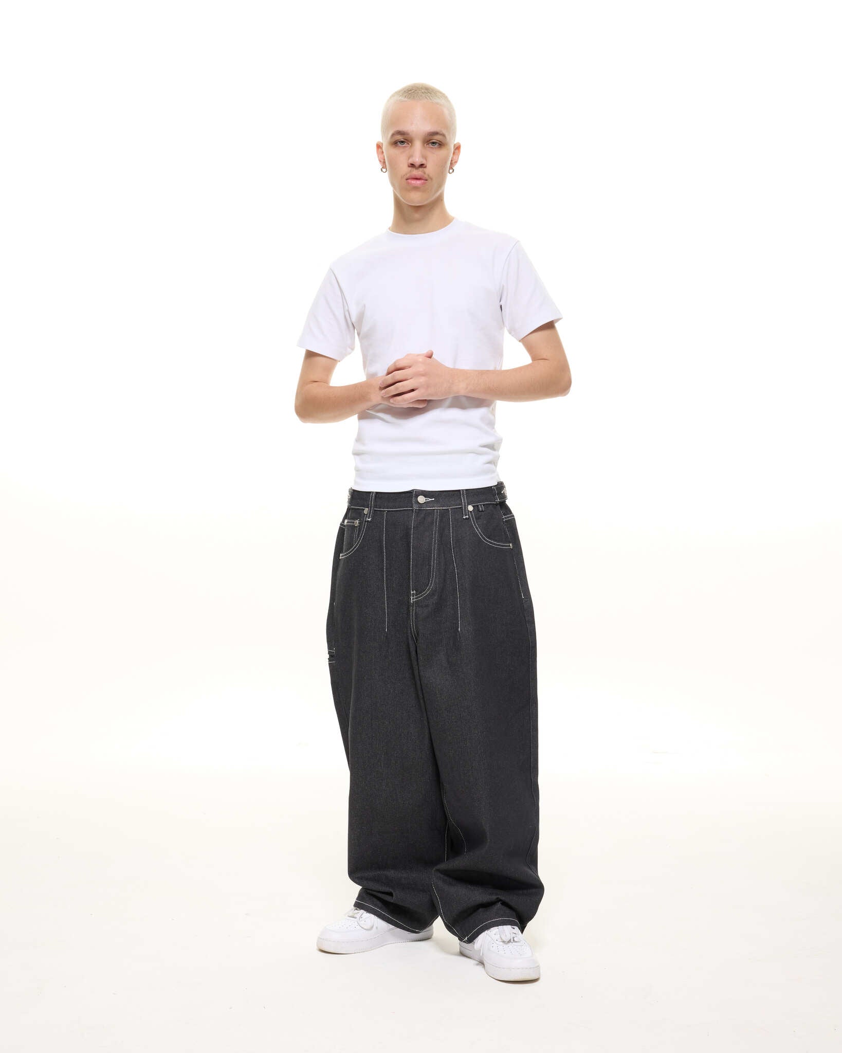 DENIM BAGGY JEANS - BLACK