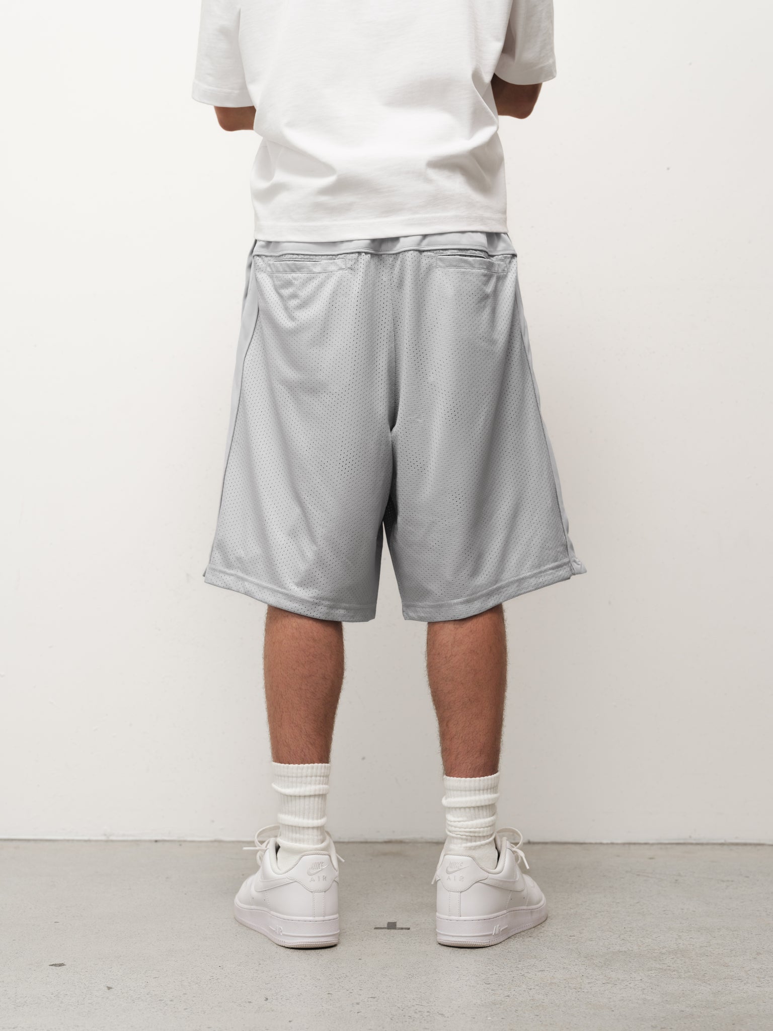 MESH SHORT - GREY