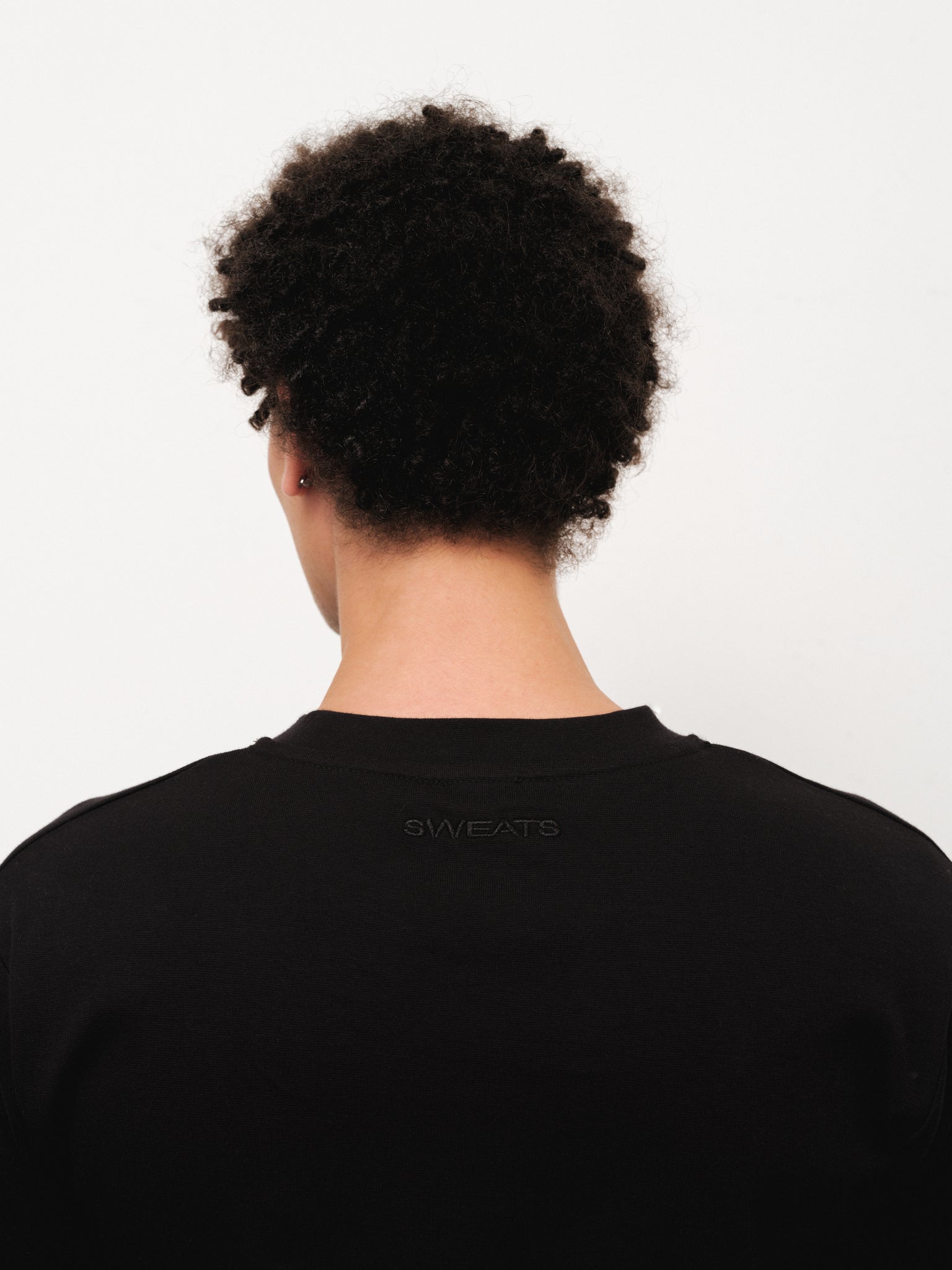 FITTED T-SHIRT - BLACK