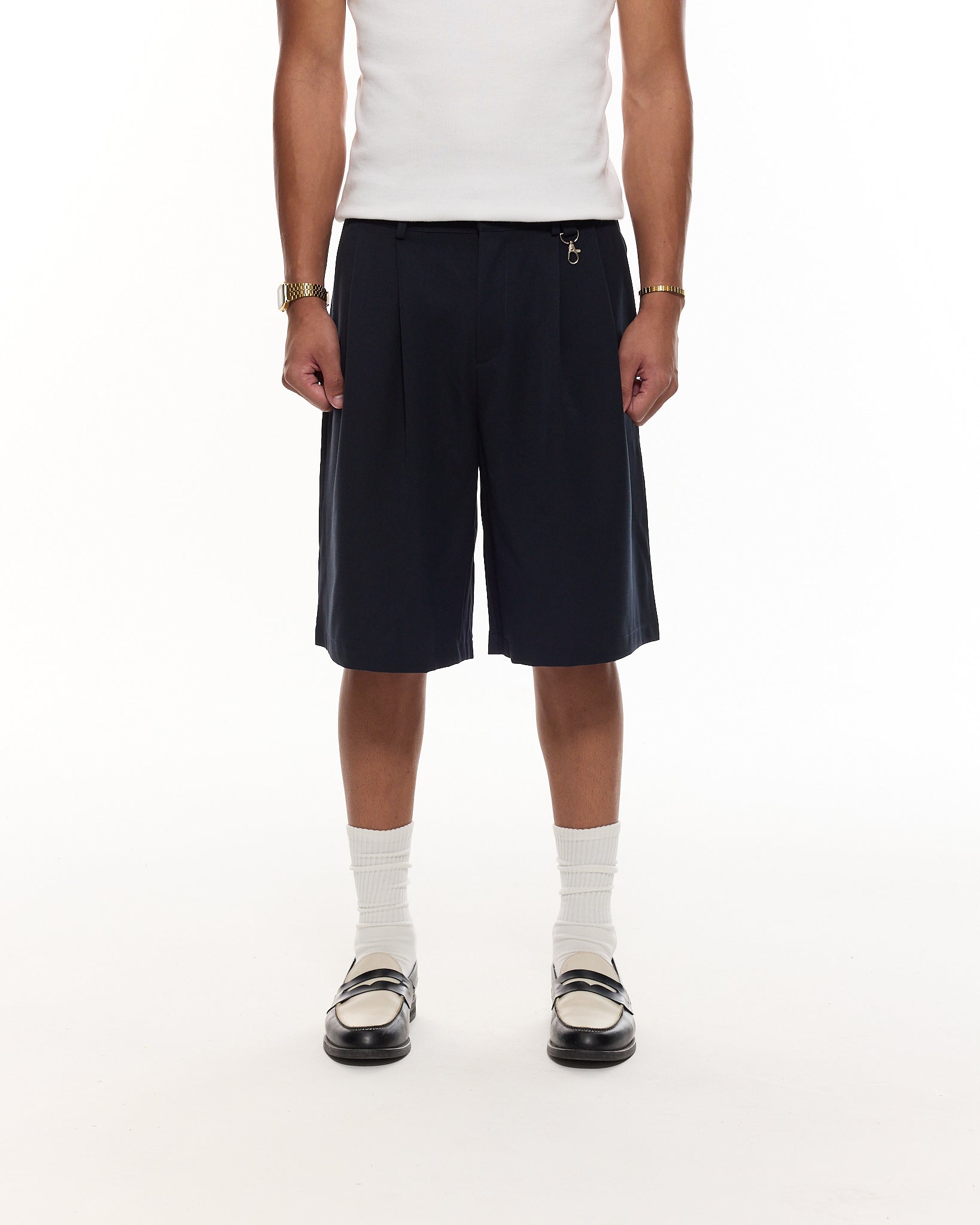 PLEATED SHORTS - NAVY