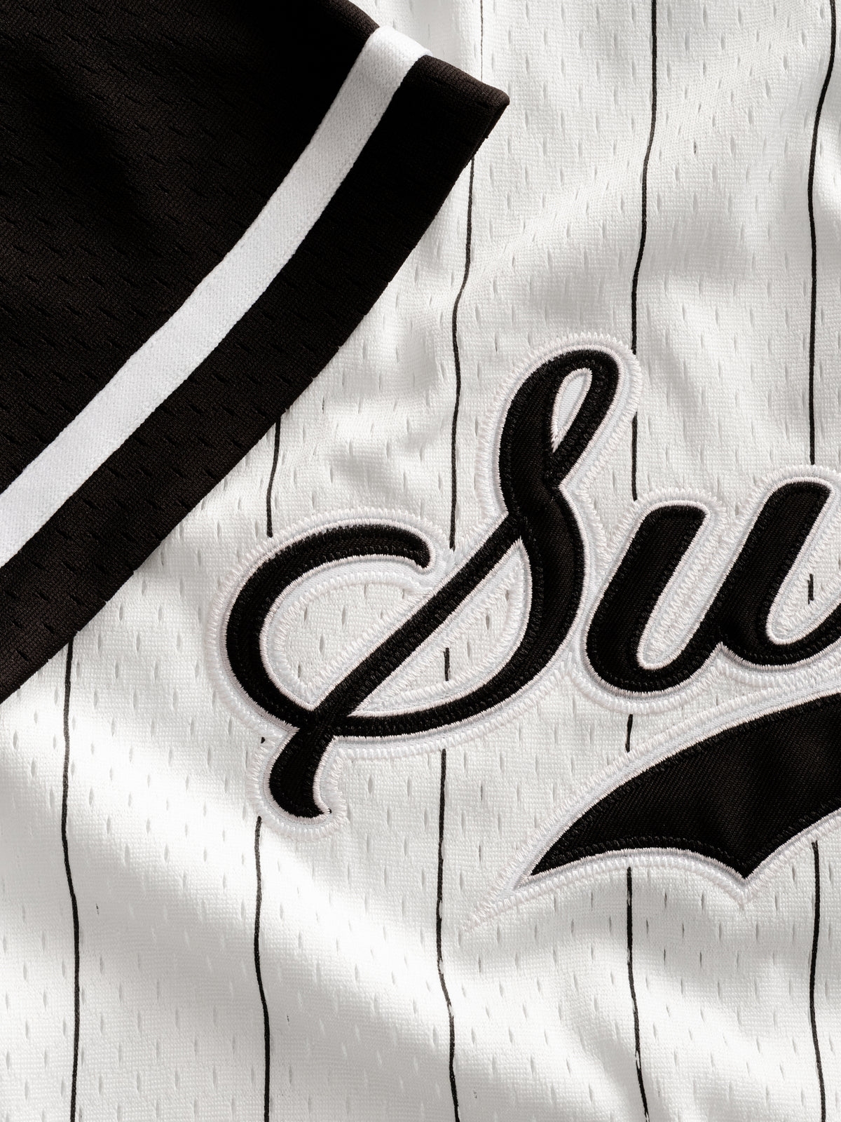 BASEBALL JERSEY - PINSTRIPE