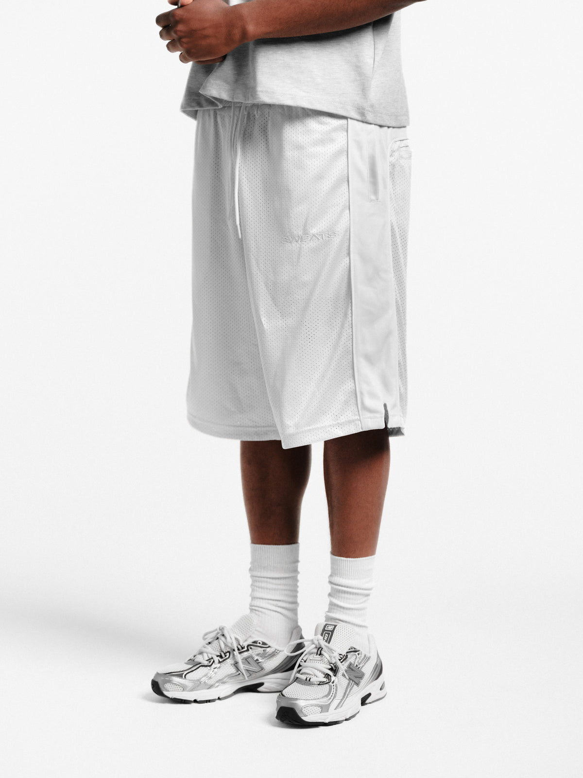 MESH SHORT - WHITE