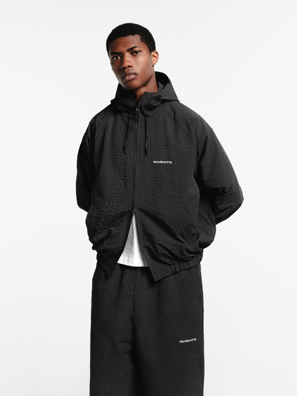 CHECKERED TRACK HOOD - BLACK/WHITE