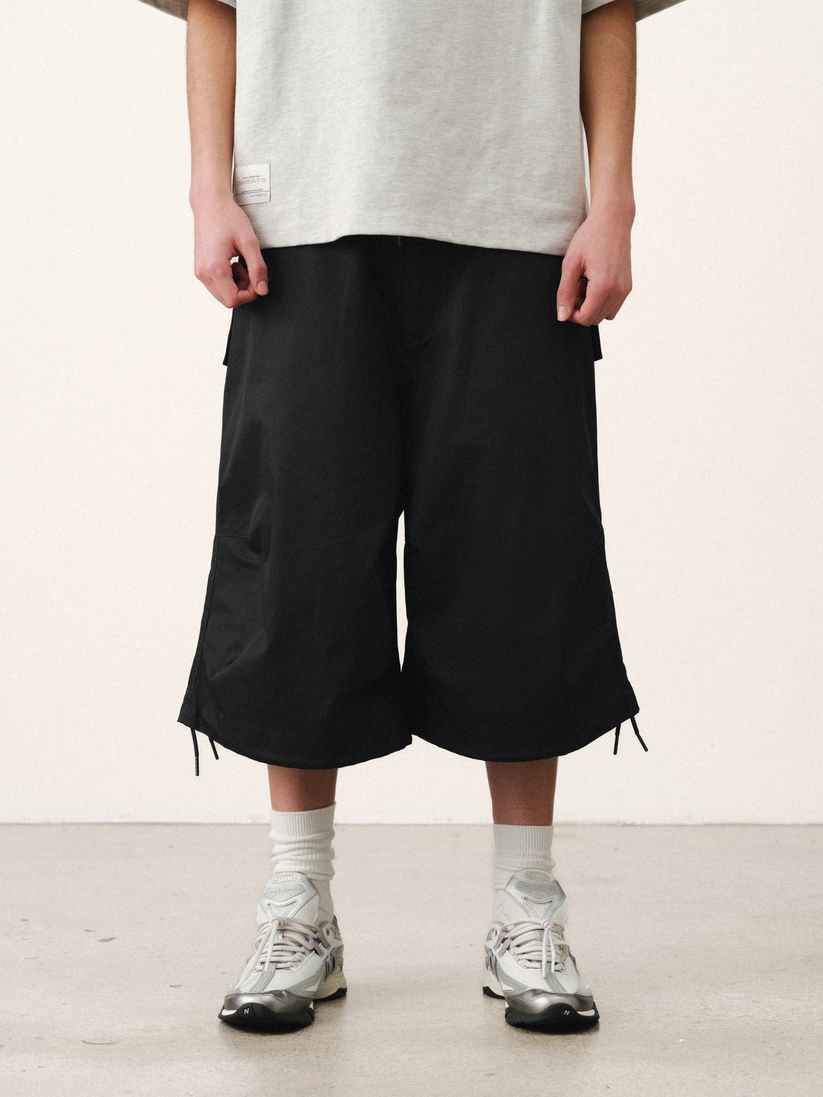 V3 FLIGHT SHORTS - BLACK