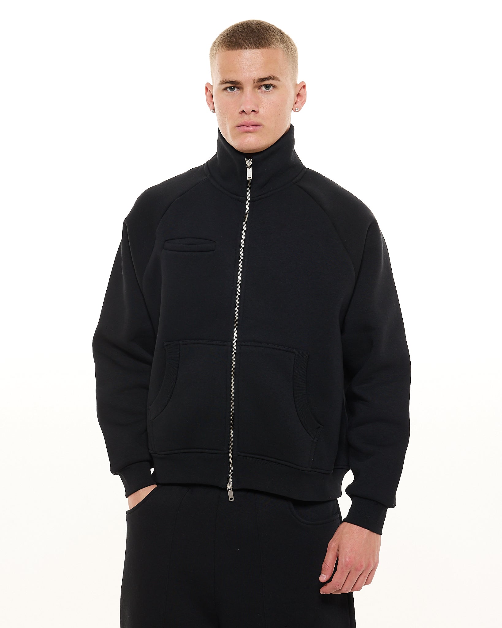 COZY TRACK JACKET - BLACK