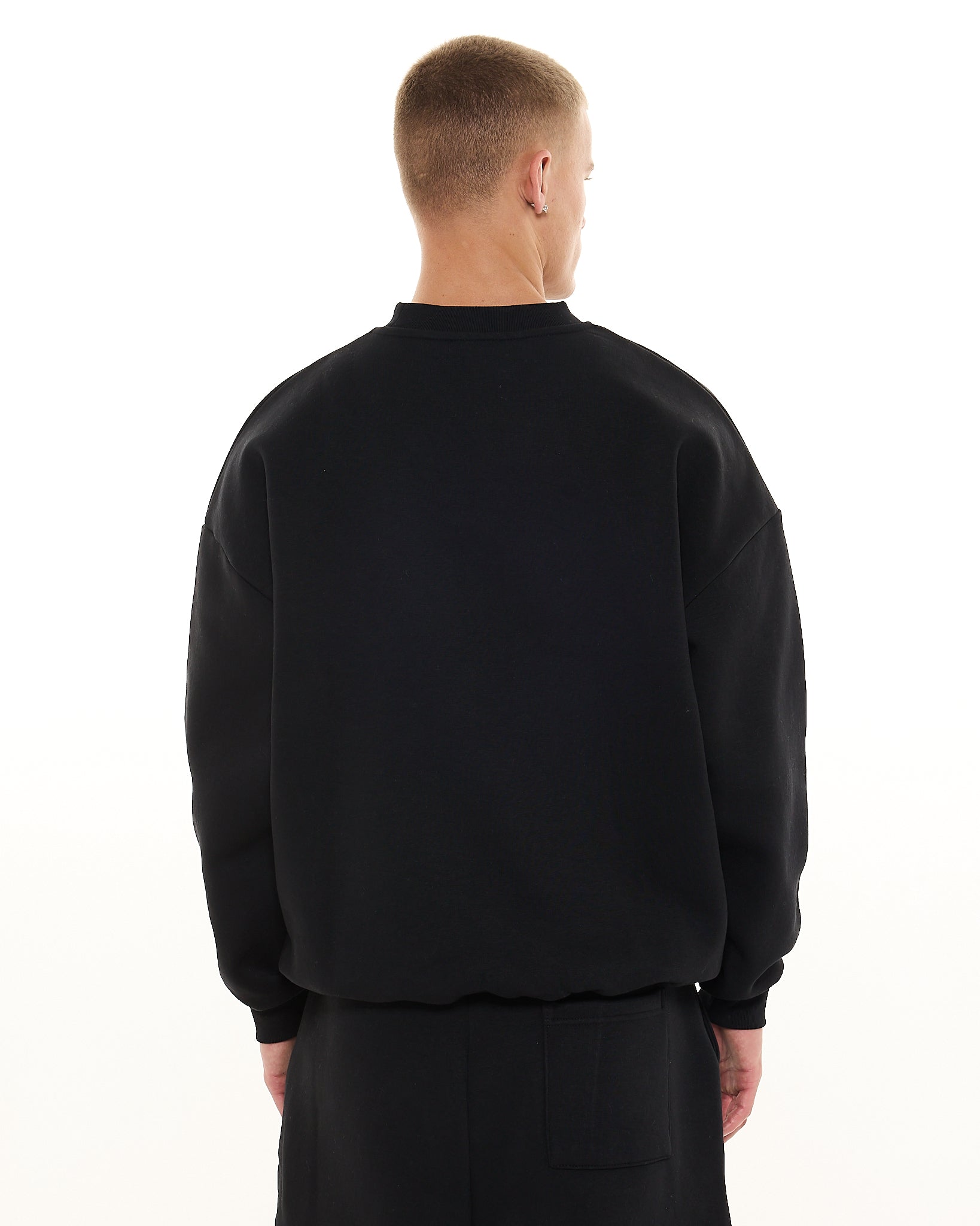 COZY SWEATER - BLACK