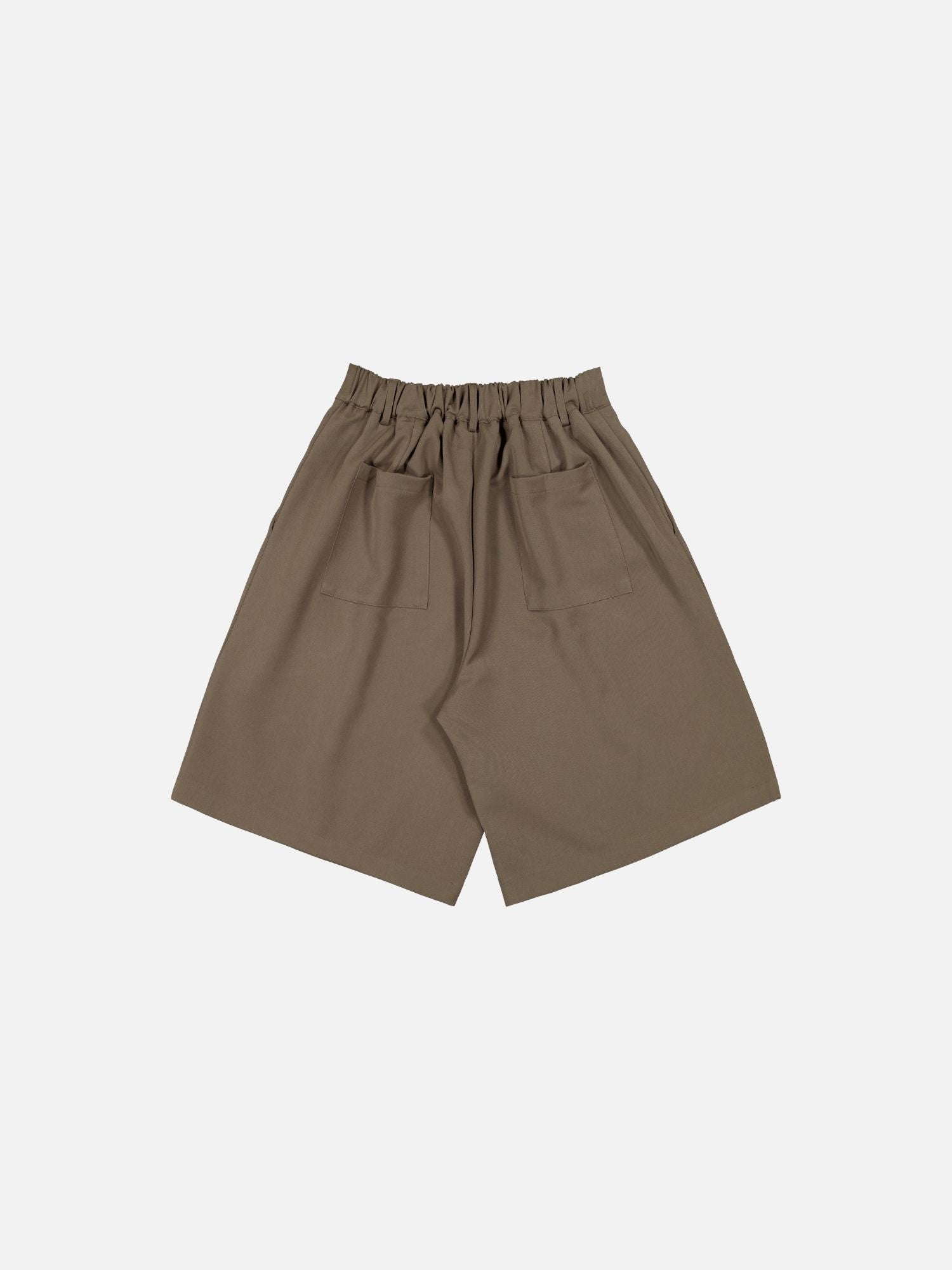 PLEATED SHORTS - BROWN