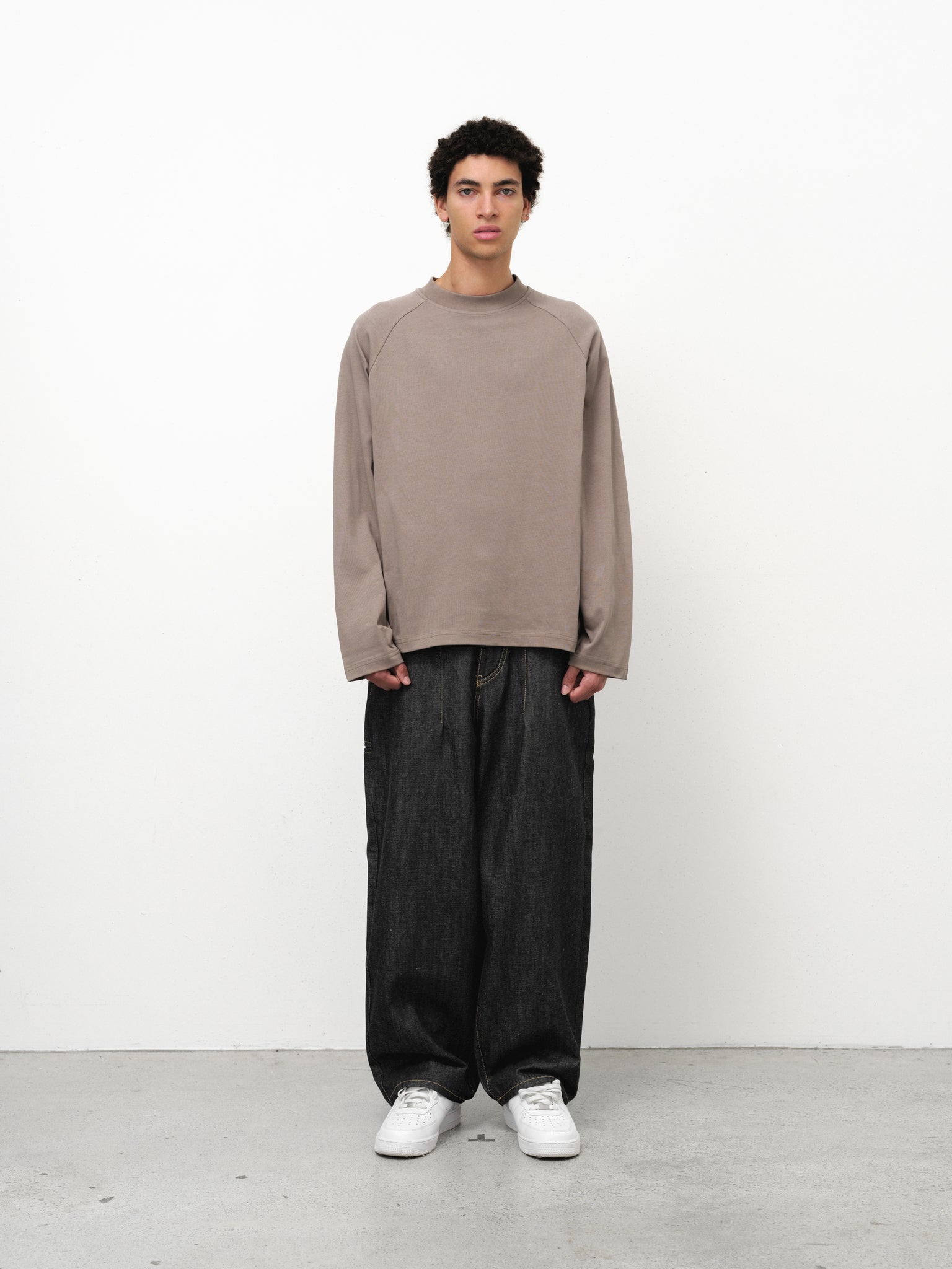 Long Sleeve T-Shirt - Dust