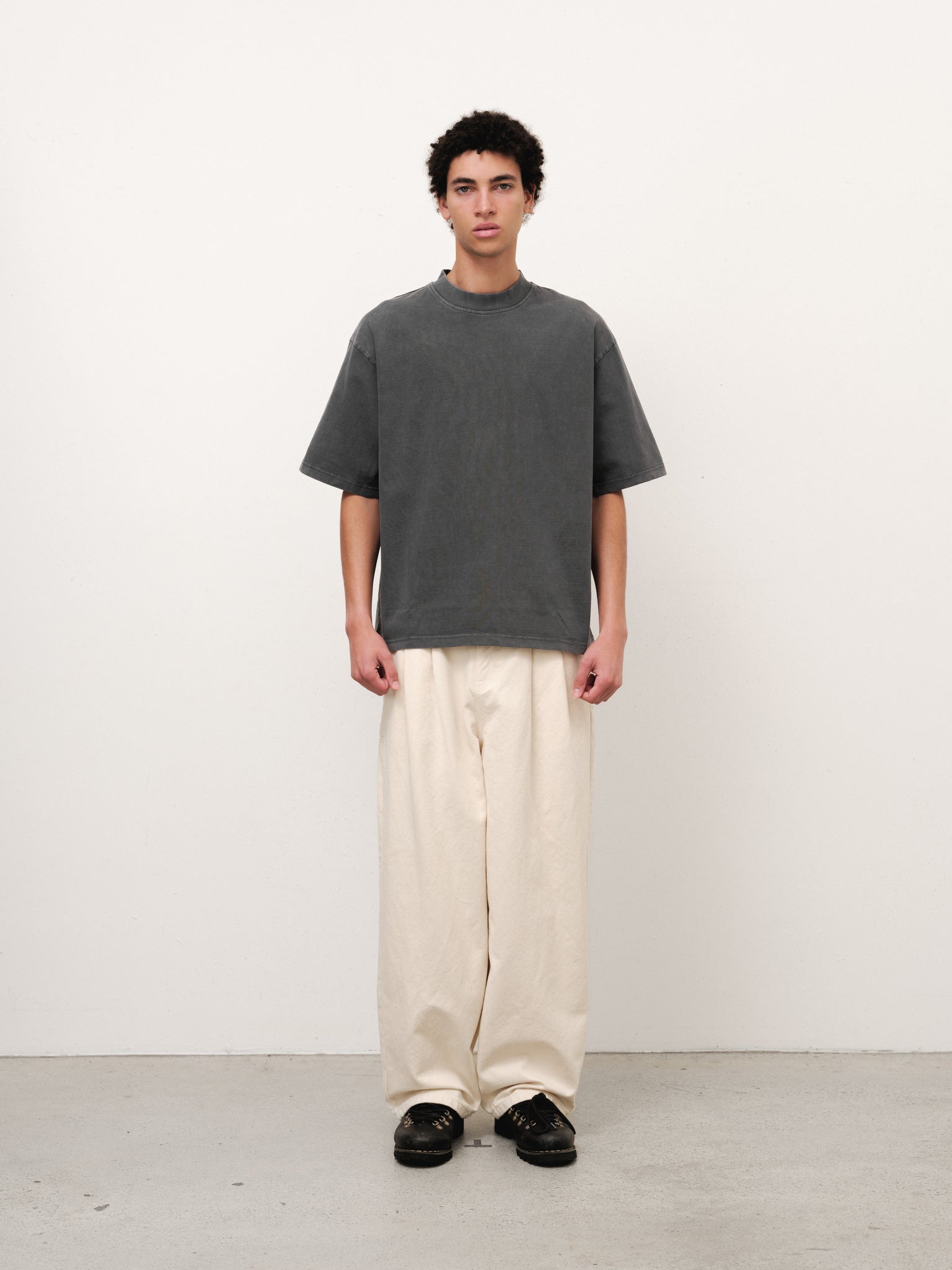 SIGNATURE BLANK T-SHIRT - WASHED GREY