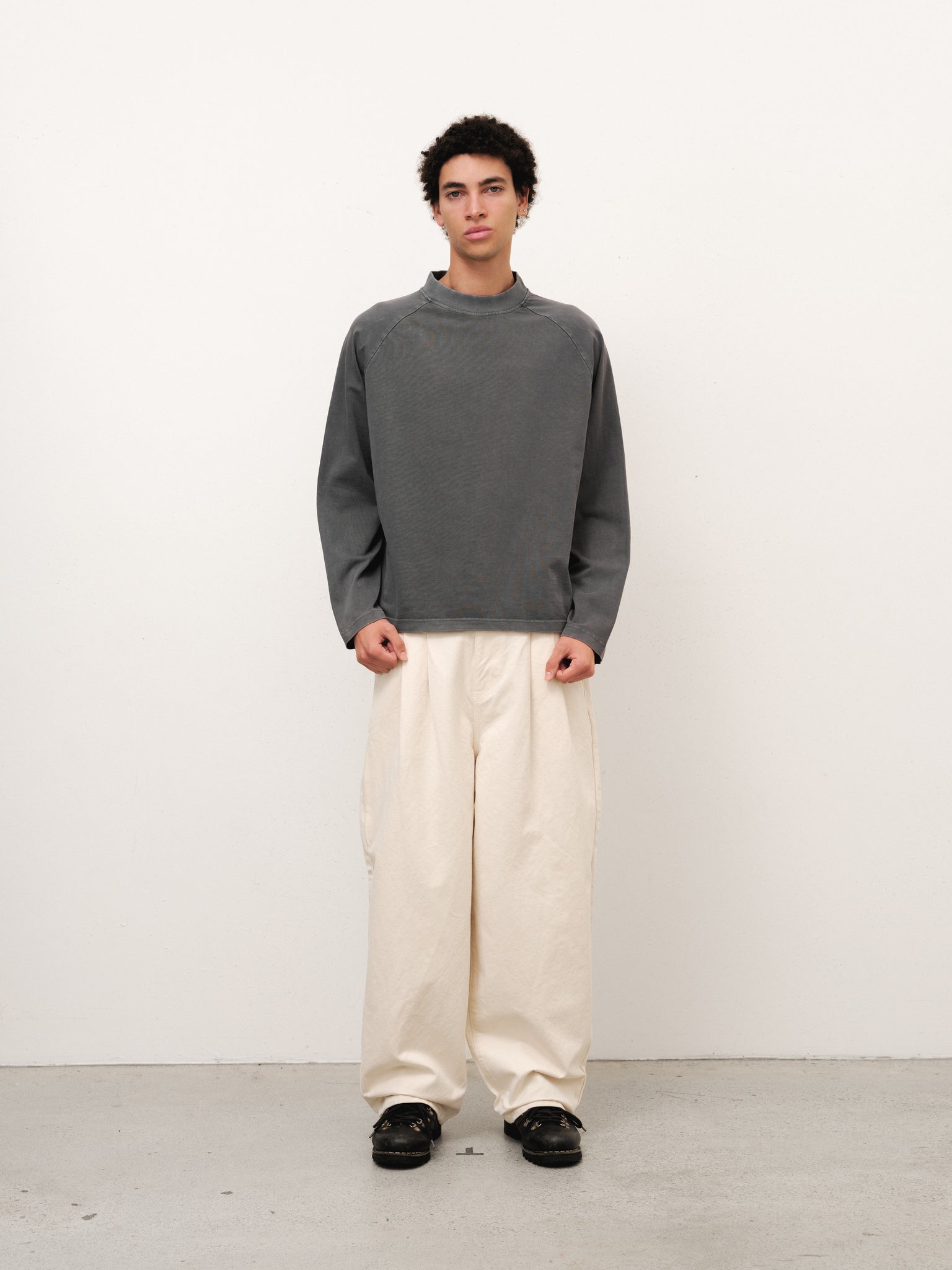 Long Sleeve T-Shirt - Washed Grey